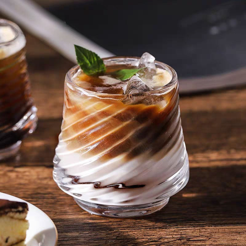 Bicchiere da whisky in rilievo - Wine Beer And Spirit recensione e prezzo