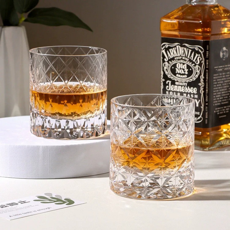 Bicchiere da whisky fatto a ma - Wine Beer And Spirit recensione e prezzo