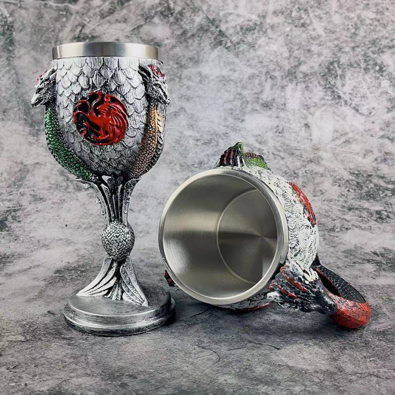 Tazze Thrones in resina in acc - Wine Beer Coffee recensione e prezzo