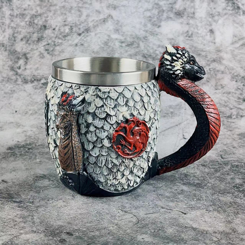 Tazze Thrones in resina in acc - Wine Beer Coffee recensione e prezzo