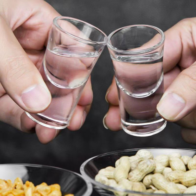 Bicchierini da 10ml/15ml per B - Wine Beer And Spirit recensione e prezzo
